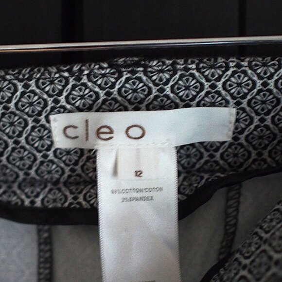 Cleo | Cotton Black & White Print, Ankle Pants - Picture 2 of 6
